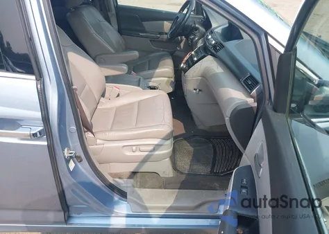 2013 Honda Odyssey Touring/Touring Elite z USA, uszkodzony, nr VIN 5FNRL5H95DB035526